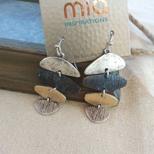 MIA Jewelry - Beautiful hammered multicolor earrings. MIA Jewelry - Beautiful hammered multicolor earrings.
